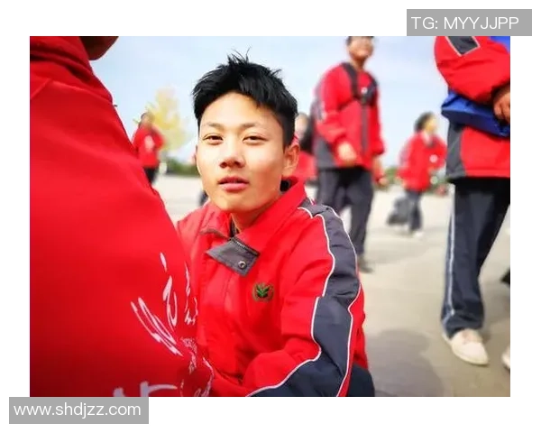 忧郁王子逆袭成足球明星的励志故事与成长之路